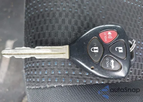 2011 Toyota Corolla S z USA, uszkodzony, nr VIN 2T1BU4EE6BC598323